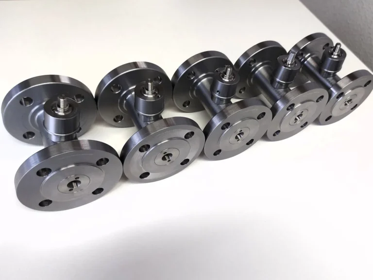 Serienproduktion präziser CNC-Drehteile aus Metall